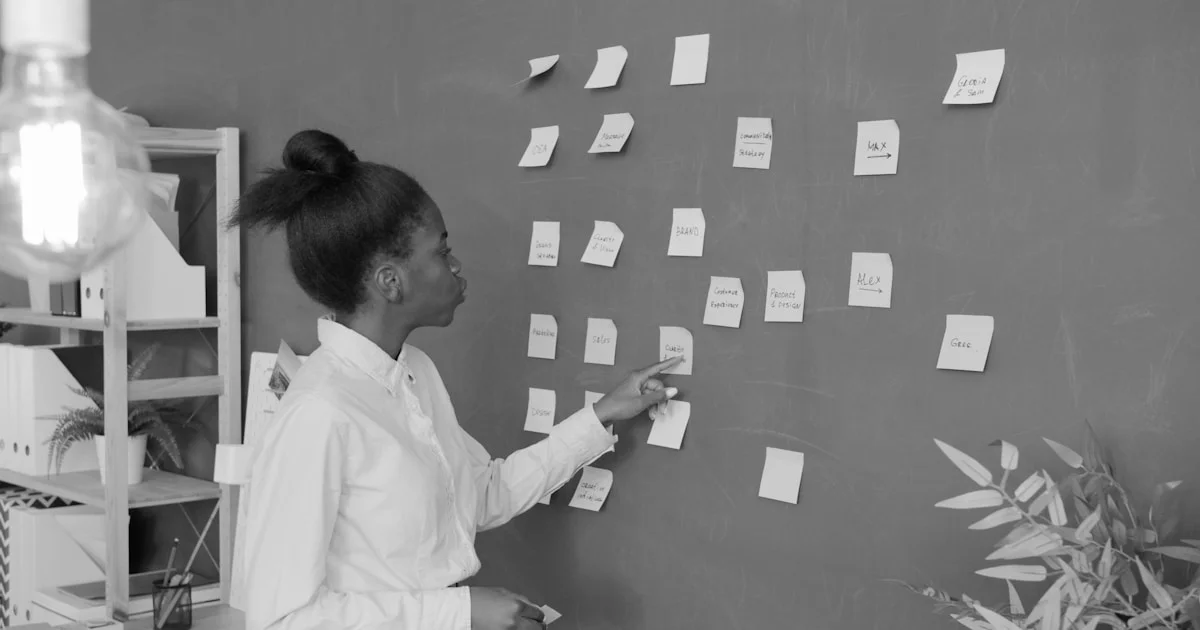 DXは「道具選び」じゃない。業務の再構築だ。